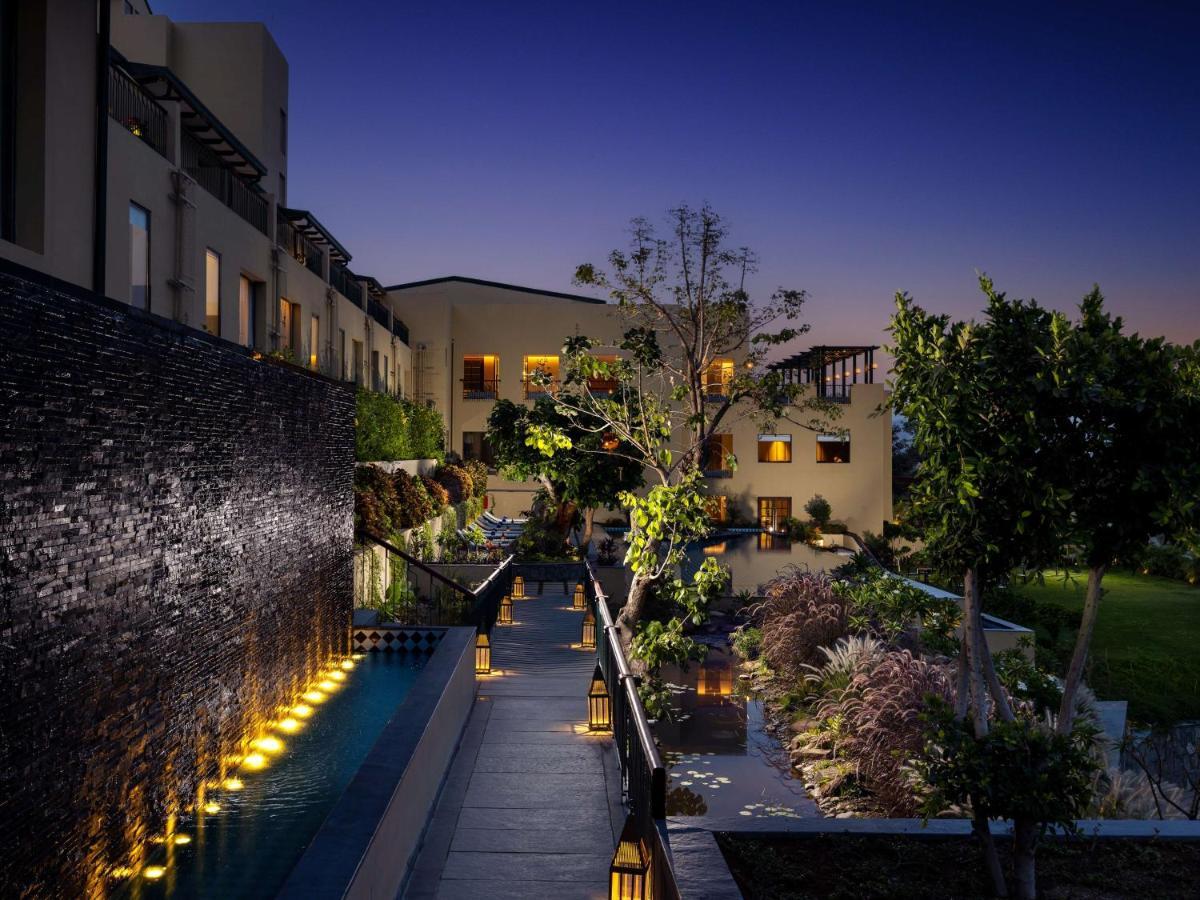 Radisson Blu Resort 쿰발가르 외부 사진