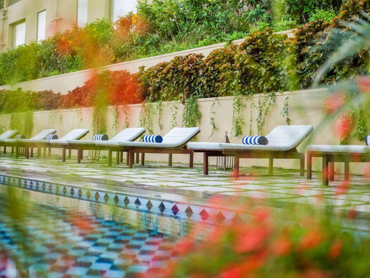 Radisson Blu Resort 쿰발가르 외부 사진