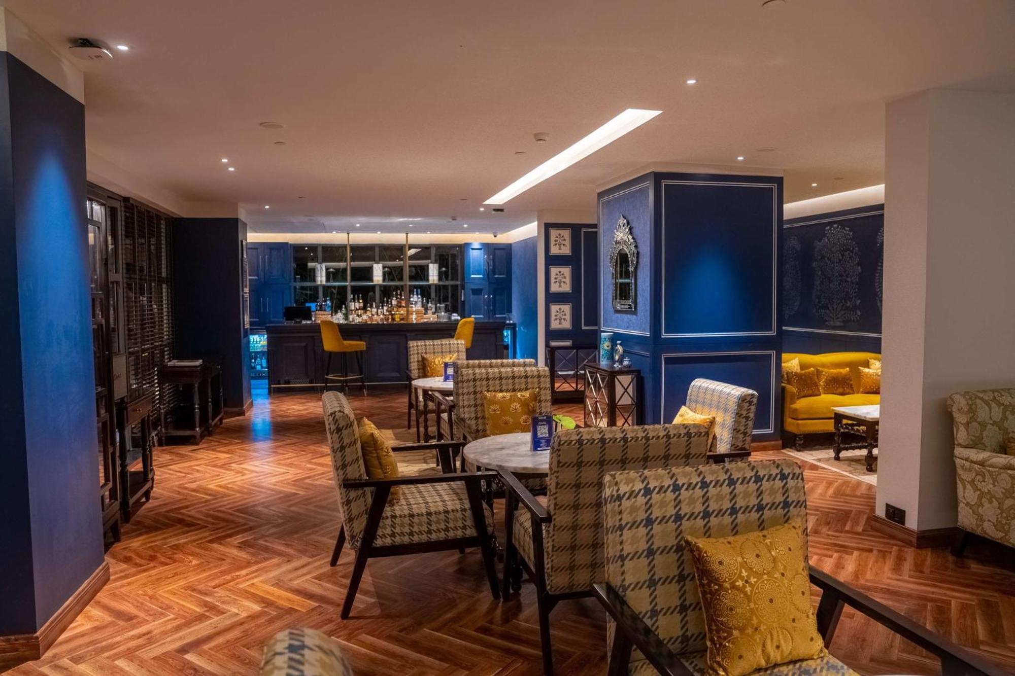Radisson Blu Resort 쿰발가르 외부 사진
